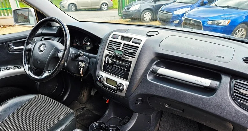 Kia Sportage cena 17500 przebieg: 199000, rok produkcji 2005 z Łapy małe 704